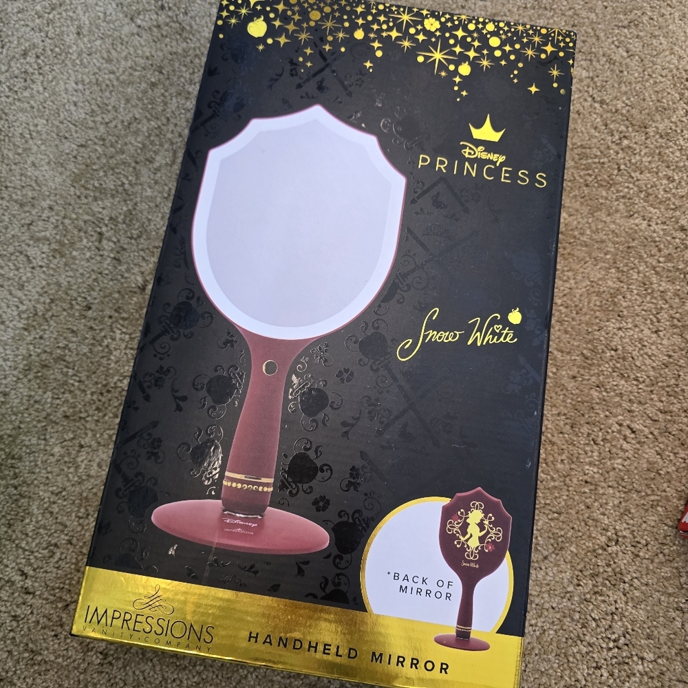 Impressions Vanity - Snow White handheld mirror